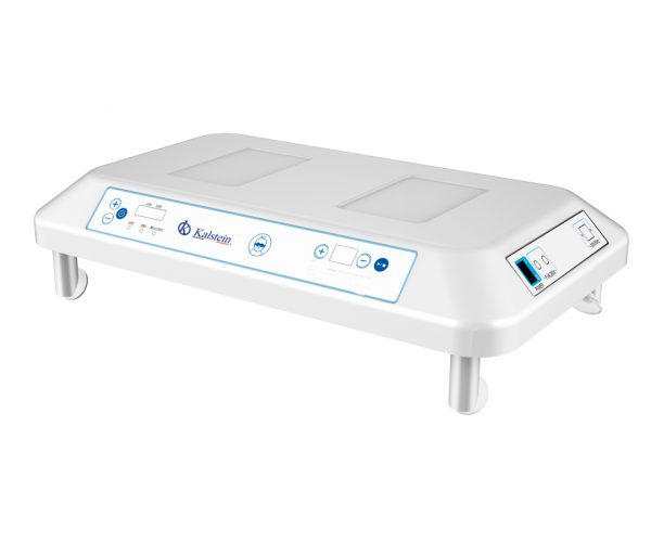 Effectiveness of traditional phototherapy and low intensity phototherapy