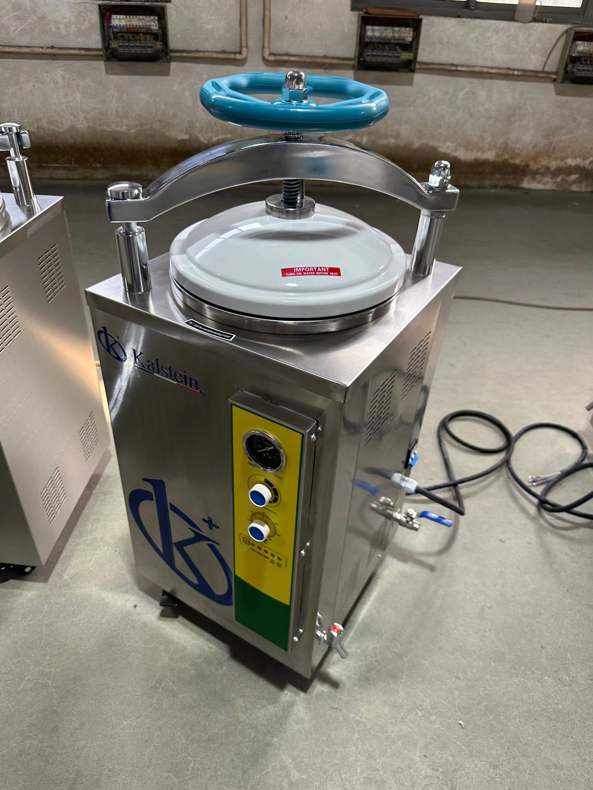 Applicare Tecnologie All'Avanguardia nella Cura Veterinaria: Scopri i Vantaggi dell'Autoclave Veterinario del Marchio Kalstein
