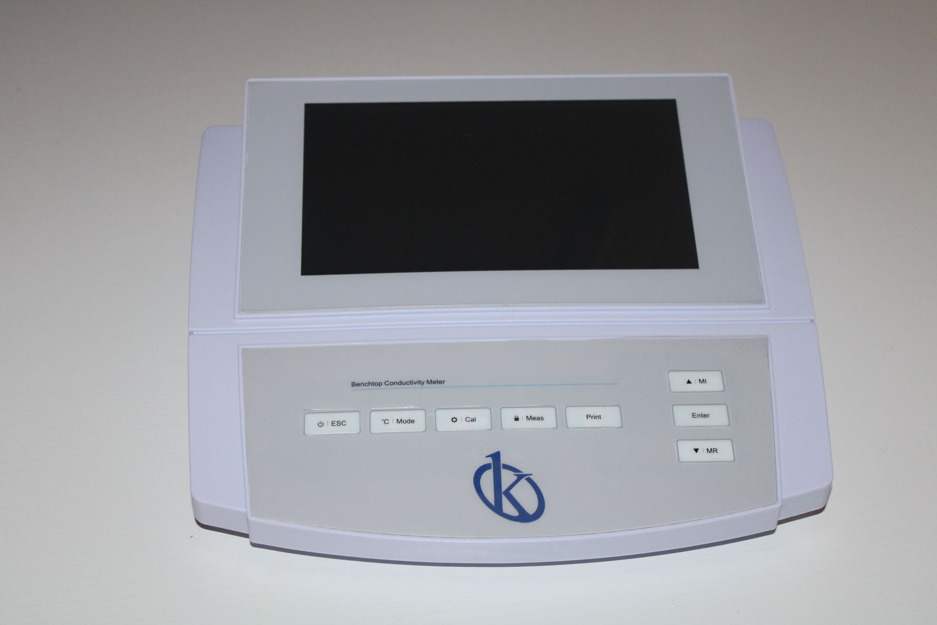 Advanced Laboratory Conductivity Meters: Comparing Kalstein YR01828 and Mettler Toledo SevenGo Duo Pro SG78