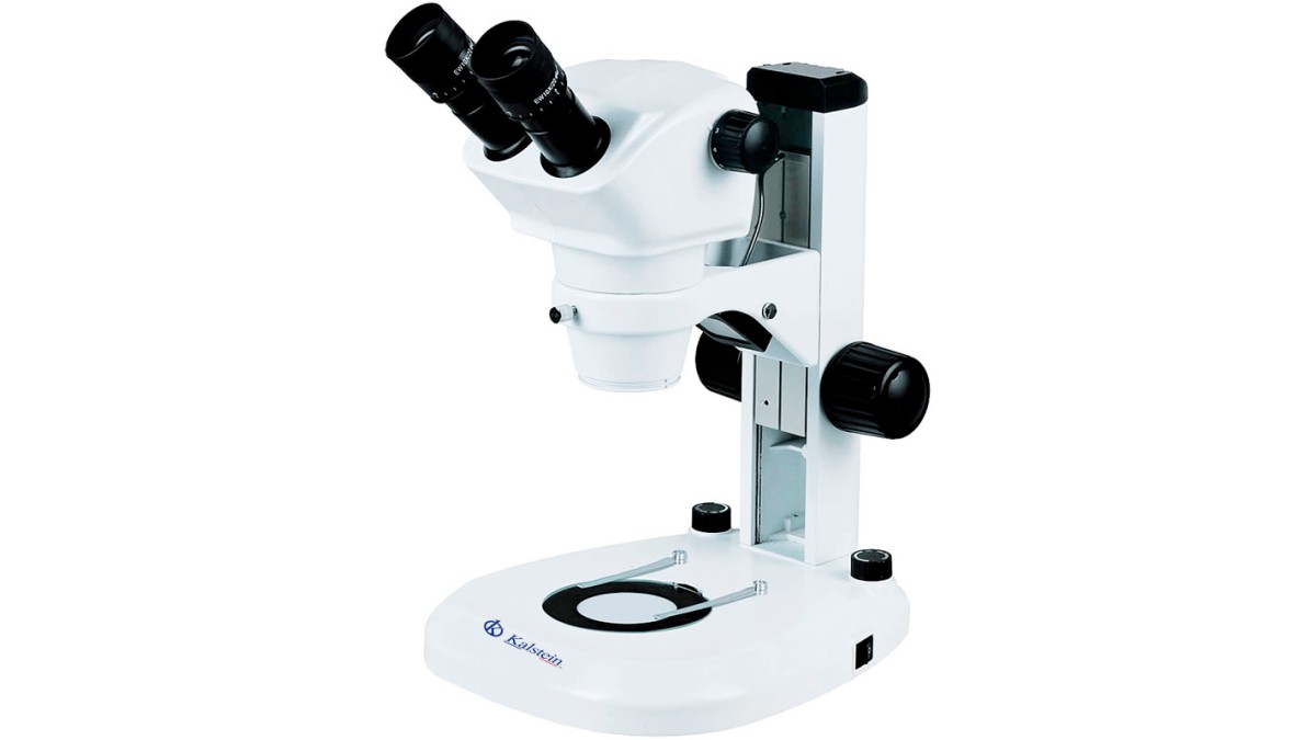 Technical Performance and Security of the Trinocular Microscope YR0254